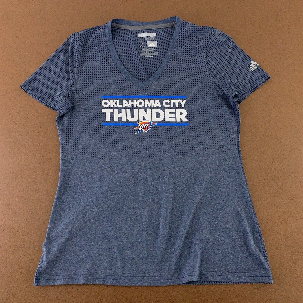 Oklahoma City Thunder Adidas Women's‎ XL Aeroknit Blue Short Sleeve Graphic Tee